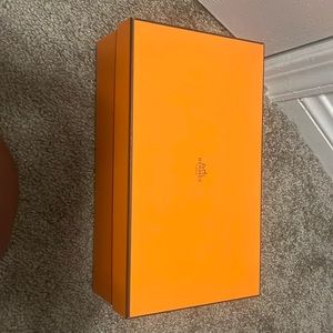 Hermes cardboard box